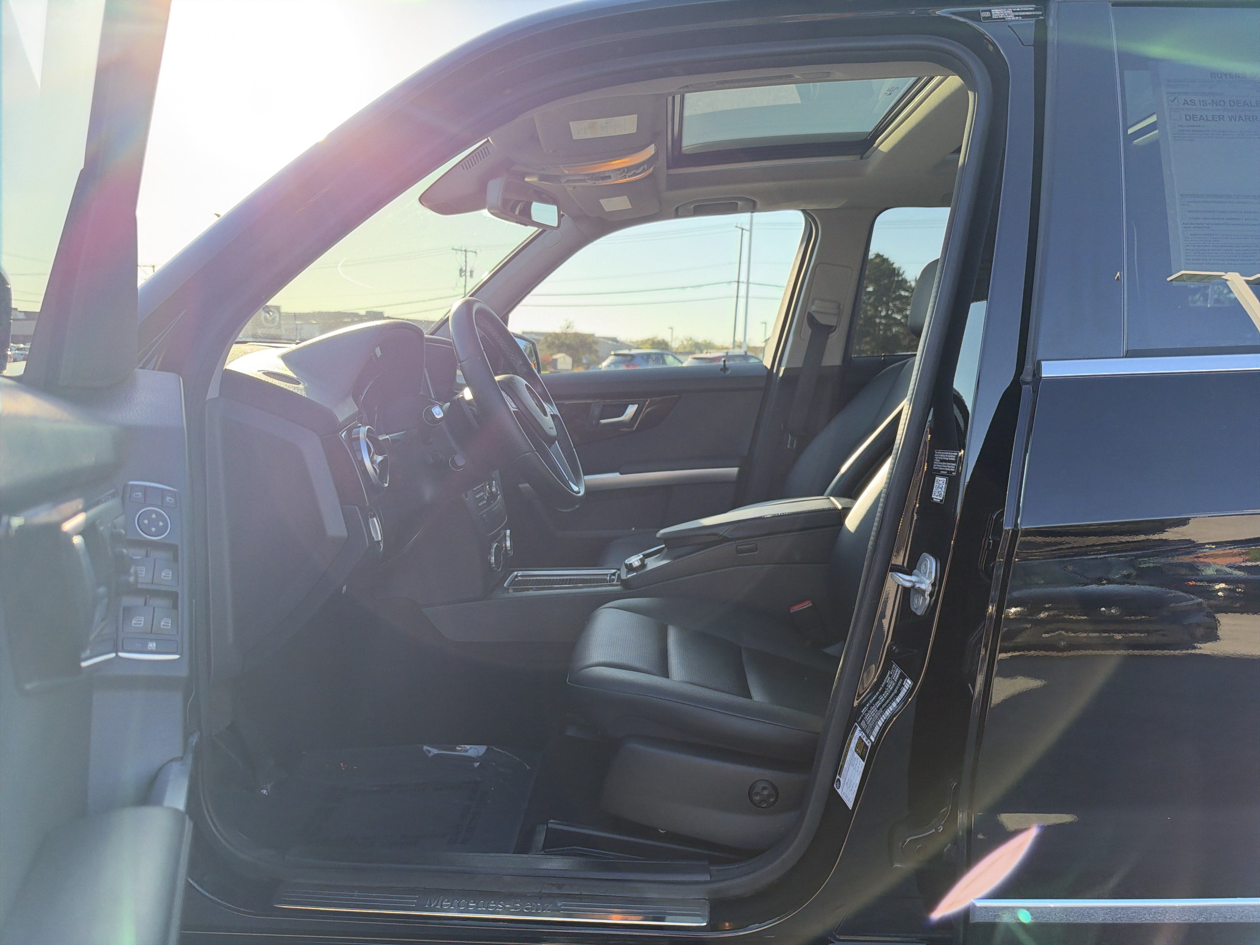 Used 2015 Mercedes-Benz GLK 250 BlueTEC 4MATIC image 12