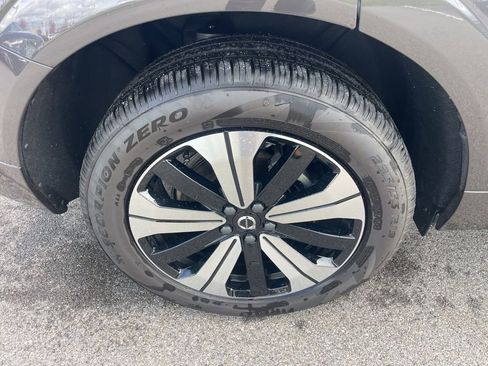 Certified 2025 Volvo XC60 T8 Core w/ Climate Package image 14