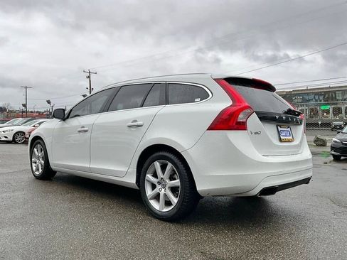 Used 2016 Volvo V60 T5 Premier image 6