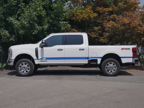 Certified 2024 Ford F250 Lariat w/ Lariat Ultimate Package AWD/4WD image 19