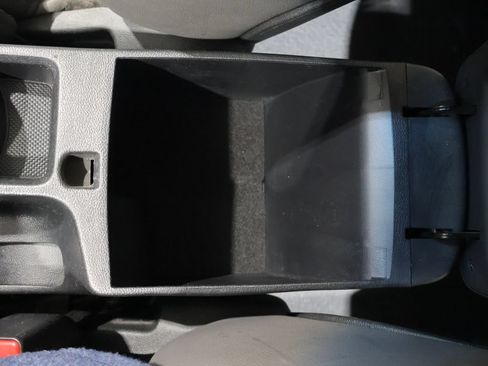 Used 2014 Hyundai Elantra Limited w/ Option Group 03 FWD image 31