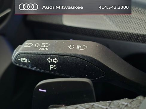 Used 2025 Audi SQ5 Premium Plus AWD/4WD image 34