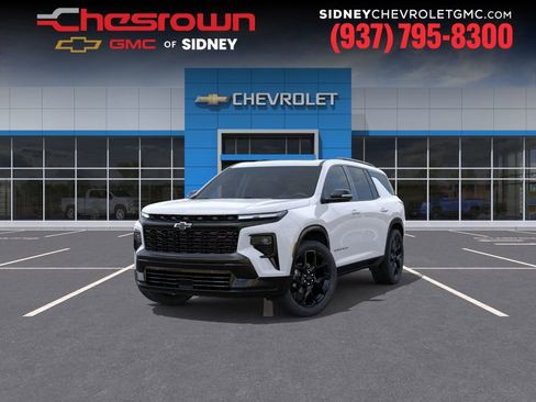 New 2026 Chevrolet Traverse RS w/ LPO, Floor Liner Package AWD/4WD image 8
