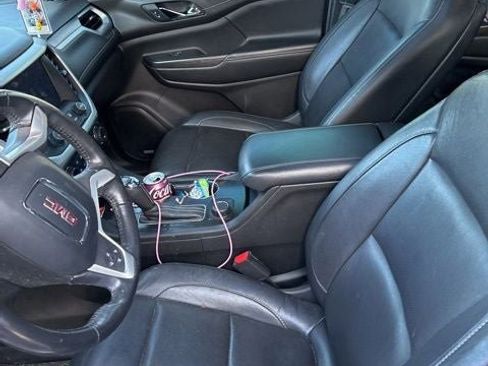 Used 2019 GMC Acadia SLT image 11