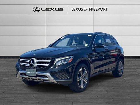 Used 2019 Mercedes-Benz GLC 300 4MATIC image 3