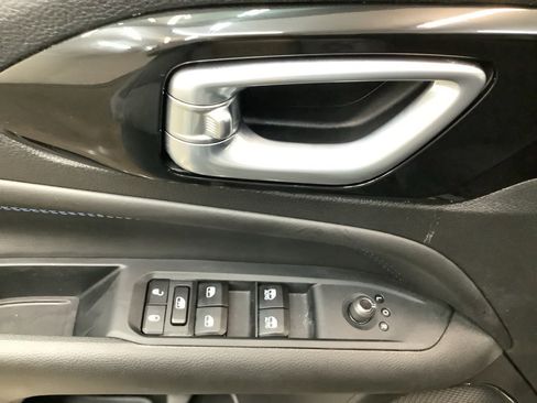 New 2026 Jeep Compass Latitude AWD/4WD image 13