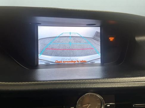 Used 2014 Lexus ES 350 w/ Luxury Package FWD image 16