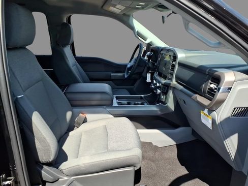 New 2026 Ford F150 XLT w/ XLT Chrome Appearance Package AWD/4WD image 11