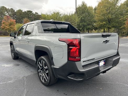 New 2026 Chevrolet Silverado EV W/T w/ LPO, Custom Package image 18