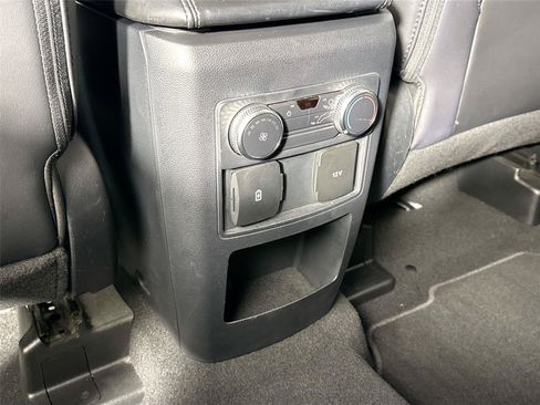 Used 2021 Ford Explorer XLT w/ Equipment Group 202A RWD image 32