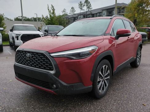 Certified 2023 Toyota Corolla Cross XLE w/ Convenience Package FWD image 2