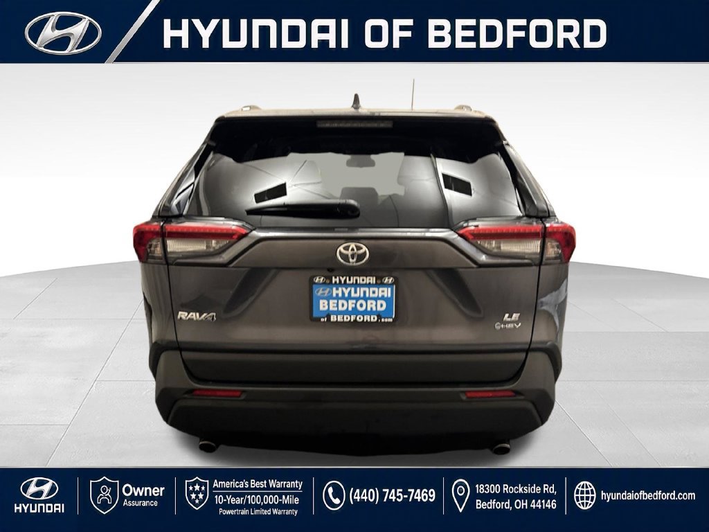 Used 2025 Toyota RAV4 LE AWD/4WD image 7