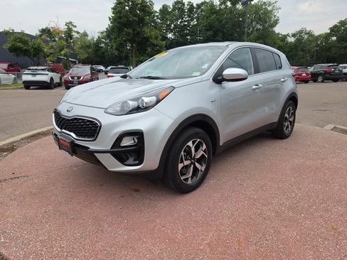 Used 2022 Kia Sportage LX AWD/4WD image 1