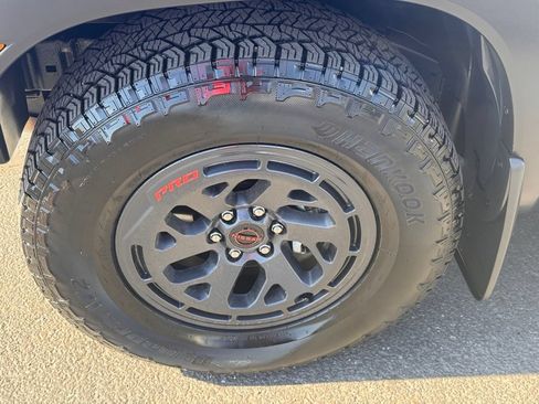 Used 2026 Nissan Frontier PRO-4X w/ Pro Premium Package AWD/4WD image 12