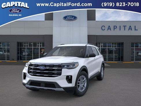 New 2026 Ford Explorer Active image 2