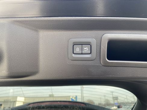 Certified 2025 MAZDA CX-50 AWD 2.5 Turbo w/ Cargo Package image 8