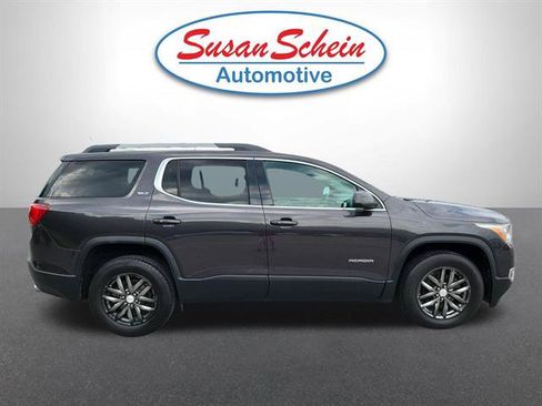 Used 2017 GMC Acadia SLT FWD image 23