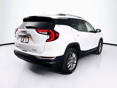 Used 2023 GMC Terrain SLT image 10