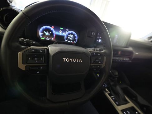 Used 2025 Toyota Land Cruiser w/ Premium Package image 20