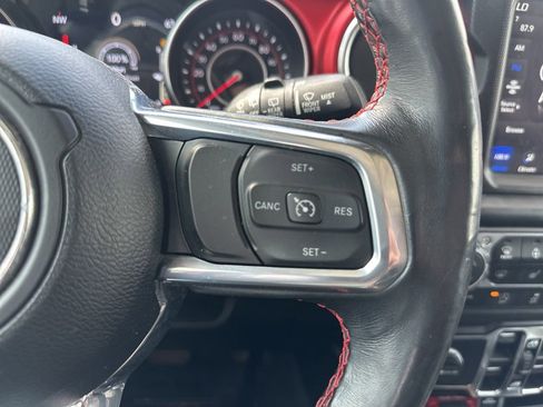 Used 2021 Jeep Wrangler Unlimited Rubicon AWD/4WD image 17