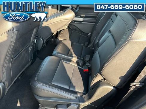 Used 2023 Ford Explorer Limited AWD/4WD image 13