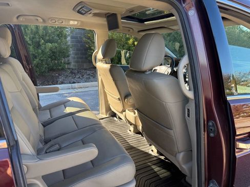 Used 2014 Honda Odyssey Touring image 17