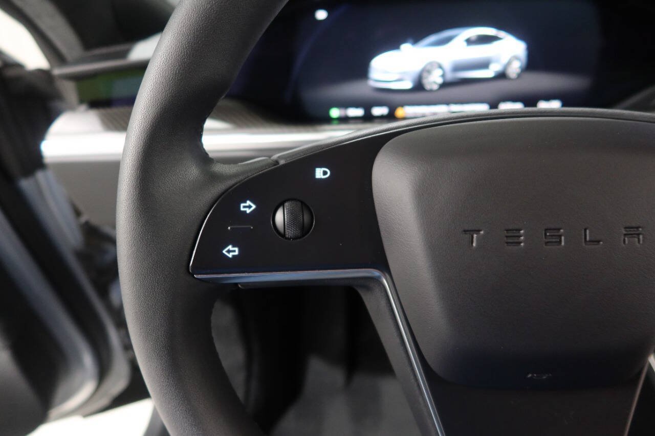 Used 2024 Tesla Model S Plaid AWD/4WD image 34