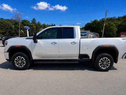 Used 2023 GMC Sierra 2500 SLE w/ SLE Value Package; AWD/4WD image 3