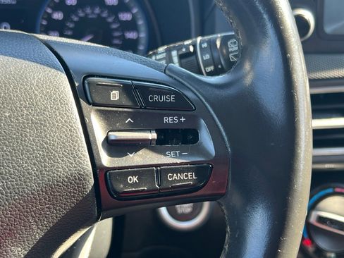 Used 2021 Hyundai Kona SEL image 25