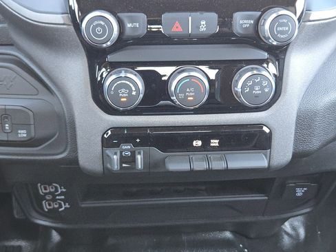 New 2026 RAM 2500 Tradesman w/ Chrome Appearance Group image 16