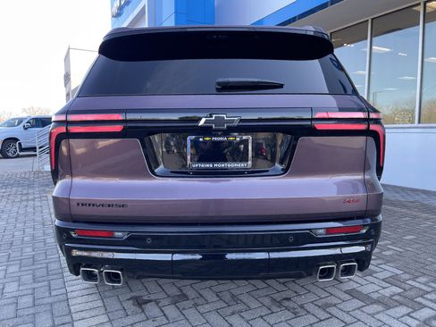 Used 2025 Chevrolet Traverse RS w/ LPO, Floor Liner Package image 4