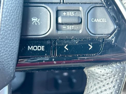 Used 2023 Toyota Sequoia Platinum AWD/4WD image 18