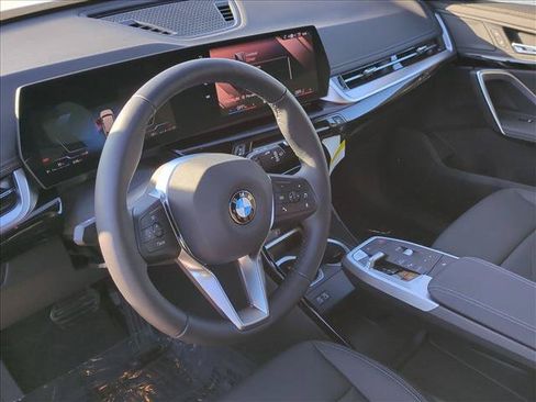 New 2026 BMW X1 xDrive28i AWD/4WD image 3