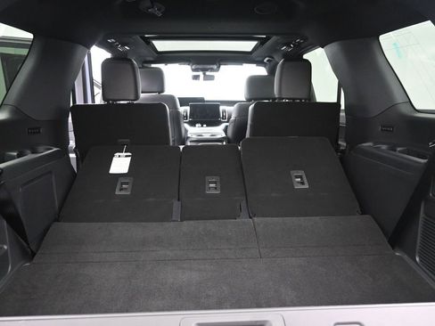 New 2025 Ford Expedition Platinum w/ Stealth Performance Package AWD/4WD image 23