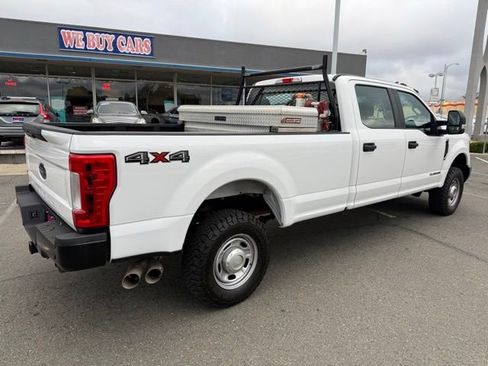Used 2019 Ford F250 XL w/ Power Equipment Group AWD/4WD image 3