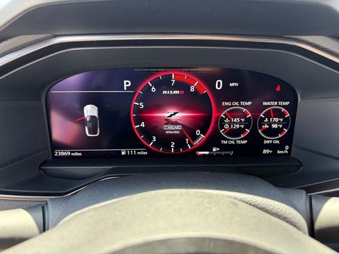 Used 2024 Nissan Z NISMO w/ Floor Mat Package RWD image 9
