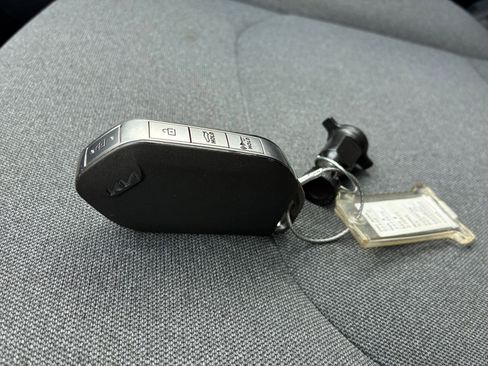 Used 2025 Kia K4 FWD image 21