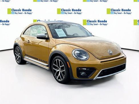 Used 2017 Volkswagen Beetle 1.8T Dune FWD image 1