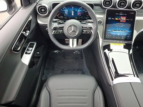 New 2026 Mercedes-Benz GLC 300 4MATIC image 9