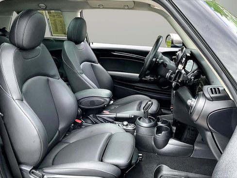 Used 2023 MINI Cooper S FWD image 22
