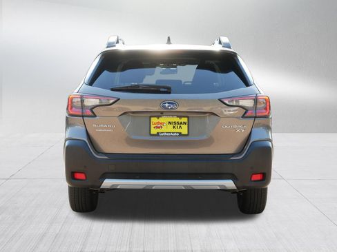 Used 2024 Subaru Outback Limited XT AWD/4WD image 6