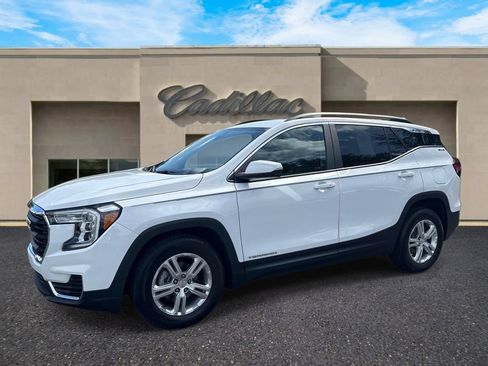 Used 2022 GMC Terrain SLE w/ Driver Convenience Package FWD image 7