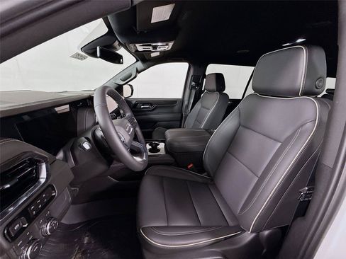 New 2026 GMC Yukon XL Elevation w/ LPO, Floor Liner Package AWD/4WD image 16