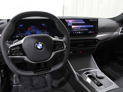 Certified 2025 BMW 230i xDrive 230i xDrive w/ Convenience Package image 6