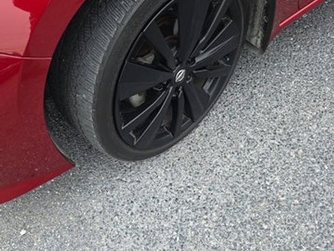 Used 2021 Nissan Altima 2.5 SR w/ SR Premium Package image 21