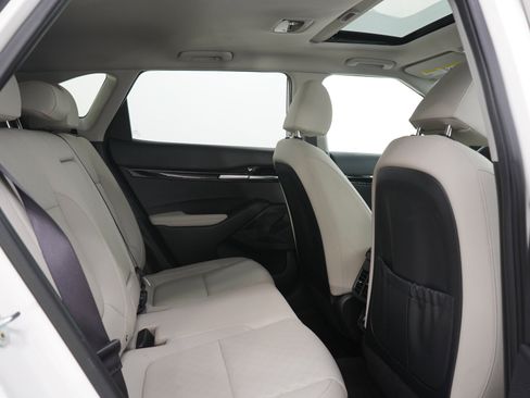 Used 2021 Kia Seltos EX AWD/4WD image 13