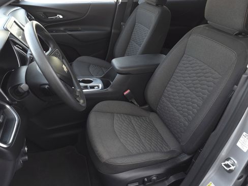 Used 2020 Chevrolet Equinox LT image 10