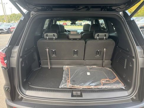 New 2026 GMC Acadia AT4 w/ Super Cruise Package image 15
