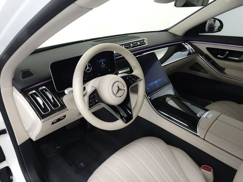 Used 2023 Mercedes-Benz S 500 4MATIC image 9