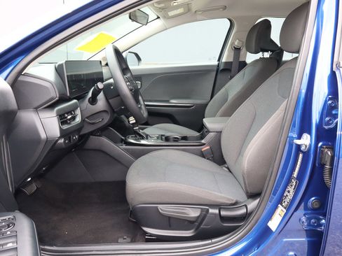 Used 2025 Kia K4 FWD image 7